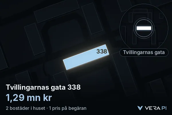 VERA PI:s bild av Tvillingarnas gata 338: huset i 3D, upplyst i blått, och kartan runt omkring
