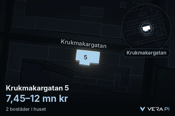 VERA PI:s bild av Krukmakargatan 5: huset i 3D, upplyst i blått, och kartan runt omkring