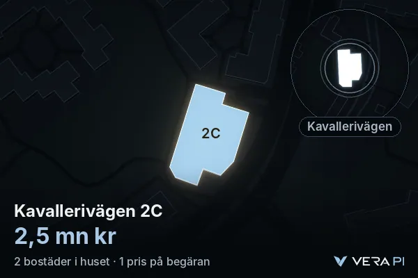 VERA PI:s bild av Kavallerivägen 2C: huset i 3D, upplyst i blått, och kartan runt omkring