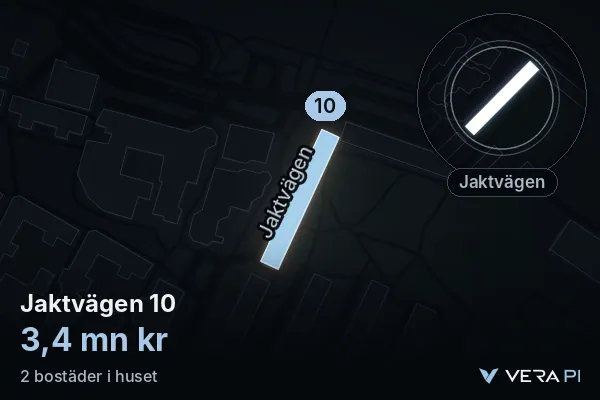 VERA PI's image of Jaktvägen 10: the building in 3D, lit in blue, and the map around it