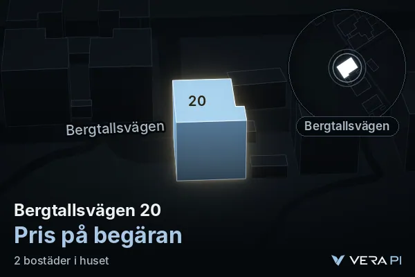 VERA PI:s bild av Bergtallsvägen 20: huset i 3D, upplyst i blått, och kartan runt omkring