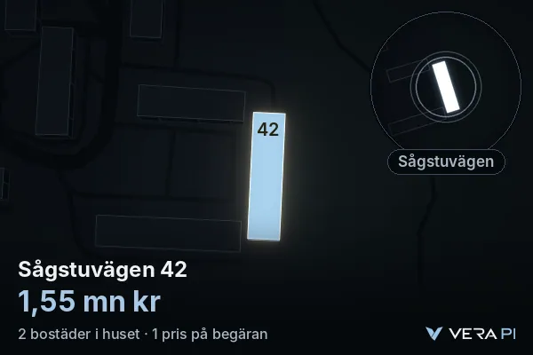 VERA PI:s bild av Sågstuvägen 42: huset i 3D, upplyst i blått, och kartan runt omkring