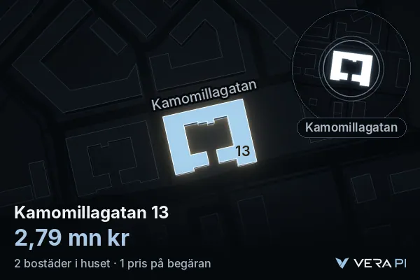VERA PI:s bild av Kamomillagatan 13: huset i 3D, upplyst i blått, och kartan runt omkring