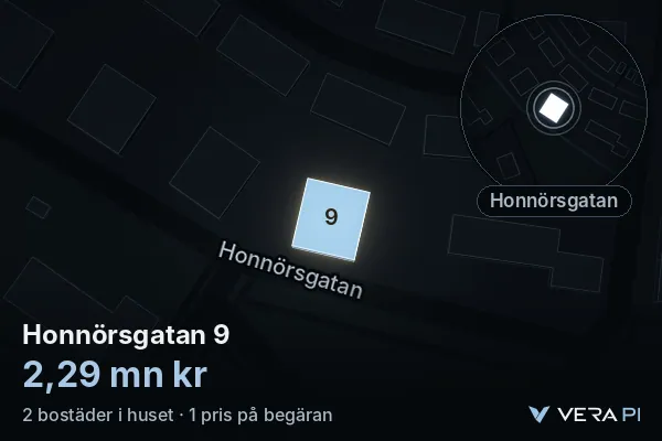 VERA PI's image of Honnörsgatan 9: the building in 3D, lit in blue, and the map around it