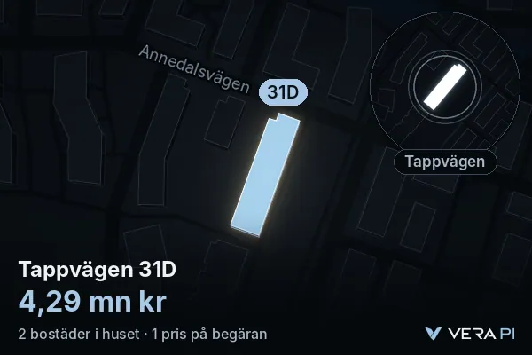 VERA PI:s bild av Tappvägen 31D: huset i 3D, upplyst i blått, och kartan runt omkring