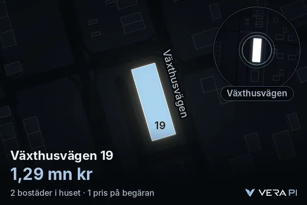 VERA PI:s bild av Växthusvägen 19: huset i 3D, upplyst i blått, och kartan runt omkring