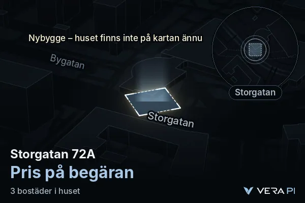 VERA PI:s bild av Storgatan 72A: huset i 3D, upplyst i blått, och kartan runt omkring