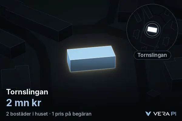 VERA PI:s bild av Tornslingan: huset i 3D, upplyst i blått, och kartan runt omkring