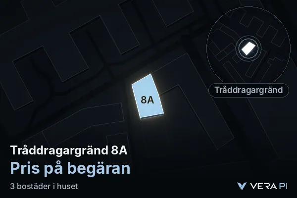VERA PI:s bild av Tråddragargränd 8A: huset i 3D, upplyst i blått, och kartan runt omkring
