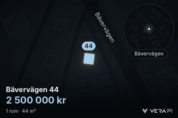 VERA PI:s bild av Bävervägen 44: huset i 3D, upplyst i blått, och kartan runt omkring
