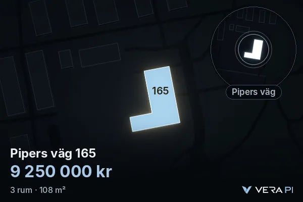 VERA PI:s bild av Pipers väg 165: huset i 3D, upplyst i blått, och kartan runt omkring