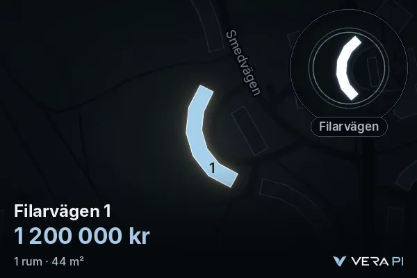 VERA PI:s bild av Filarvägen 1: huset i 3D, upplyst i blått, och kartan runt omkring