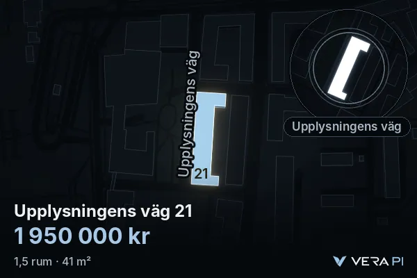 VERA PI:s bild av Upplysningens väg 21: huset i 3D, upplyst i blått, och kartan runt omkring