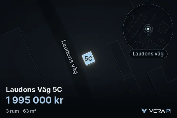 VERA PI:s bild av Laudons Väg 5C: huset i 3D, upplyst i blått, och kartan runt omkring