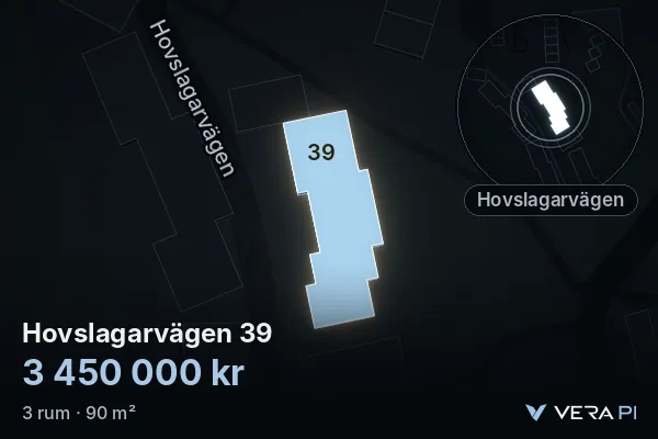VERA PI:s bild av Hovslagarvägen 39: huset i 3D, upplyst i blått, och kartan runt omkring