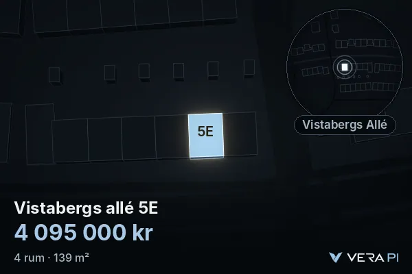 VERA PI:s bild av Vistabergs allé 5E: huset i 3D, upplyst i blått, och kartan runt omkring