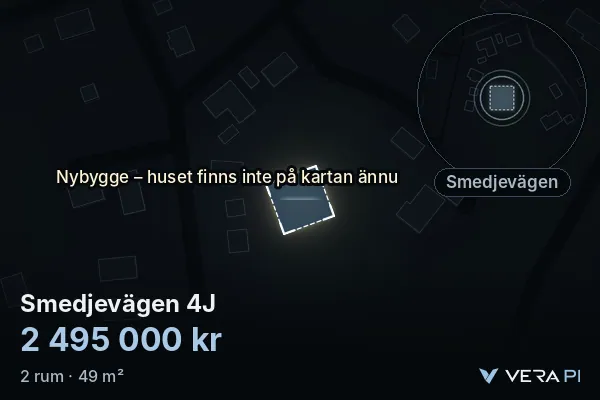 VERA PI:s bild av Smedjevägen 4J: huset i 3D, upplyst i blått, och kartan runt omkring
