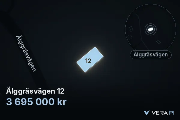 VERA PI's image of Älggräsvägen 12: the building in 3D, lit in blue, and the map around it