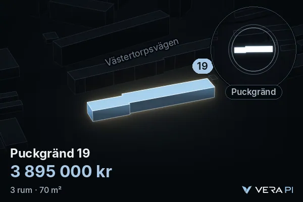 VERA PI:s bild av Puckgränd 19: huset i 3D, upplyst i blått, och kartan runt omkring
