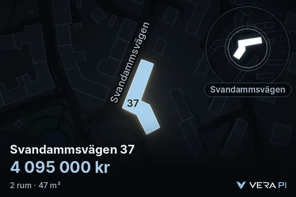 VERA PI:s bild av Svandammsvägen 37: huset i 3D, upplyst i blått, och kartan runt omkring