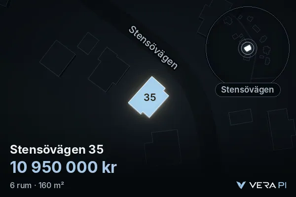 VERA PI:s bild av Stensövägen 35: huset i 3D, upplyst i blått, och kartan runt omkring