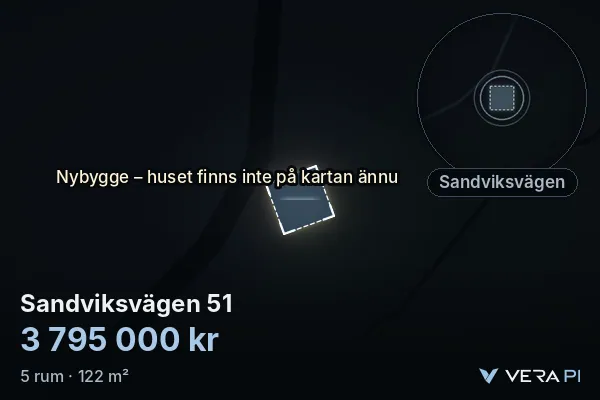 VERA PI:s bild av Sandviksvägen 51: huset i 3D, upplyst i blått, och kartan runt omkring