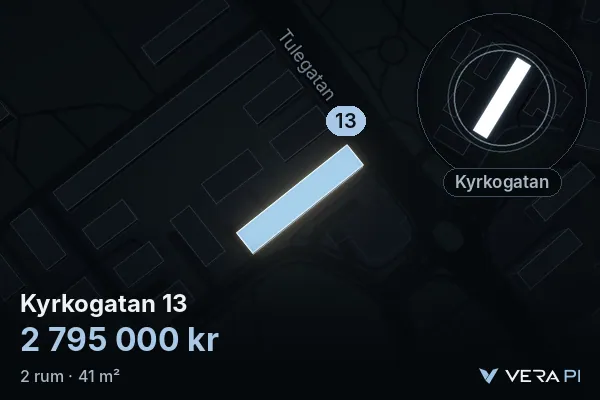 VERA PI:s bild av Kyrkogatan 13: huset i 3D, upplyst i blått, och kartan runt omkring