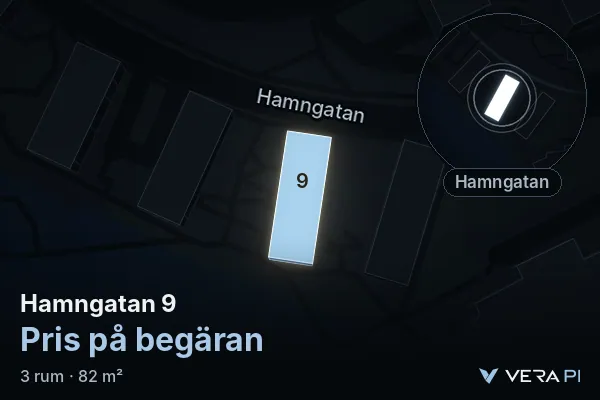 VERA PI:s bild av Hamngatan 9: huset i 3D, upplyst i blått, och kartan runt omkring