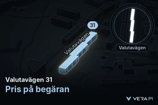 VERA PI:s bild av Valutavägen 31: huset i 3D, upplyst i blått, och kartan runt omkring