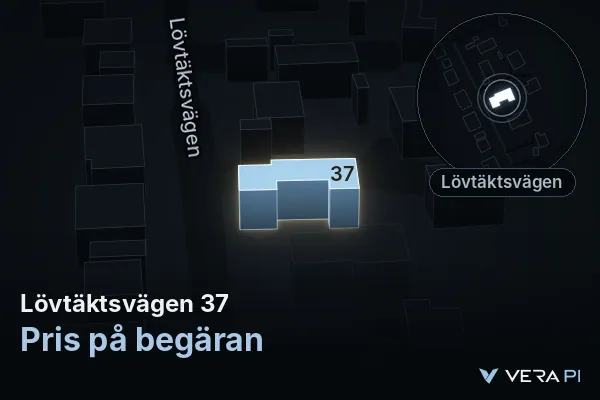 VERA PI:s bild av Lövtäktsvägen 37: huset i 3D, upplyst i blått, och kartan runt omkring