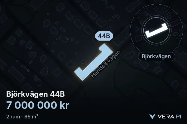 VERA PI:s bild av Björkvägen 44B: huset i 3D, upplyst i blått, och kartan runt omkring