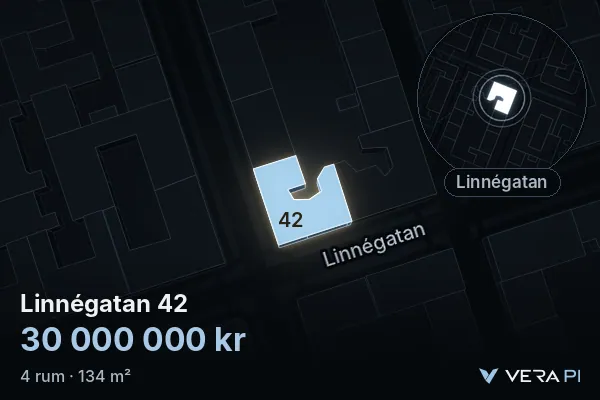VERA PI:s bild av Linnégatan 42: huset i 3D, upplyst i blått, och kartan runt omkring