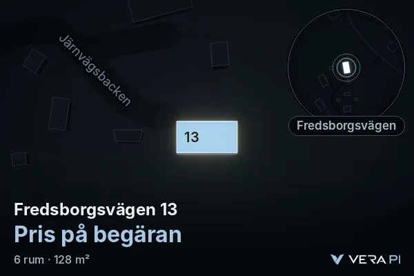 VERA PI:s bild av Fredsborgsvägen 13: huset i 3D, upplyst i blått, och kartan runt omkring