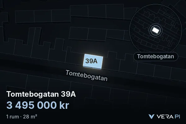 VERA PI:s bild av Tomtebogatan 39A: huset i 3D, upplyst i blått, och kartan runt omkring
