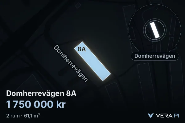 VERA PI:s bild av Domherrevägen 8A: huset i 3D, upplyst i blått, och kartan runt omkring