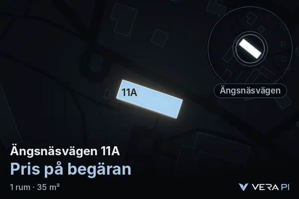 VERA PI:s bild av Ängsnäsvägen 11A: huset i 3D, upplyst i blått, och kartan runt omkring