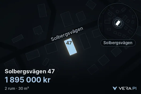VERA PI:s bild av Solbergsvägen 47: huset i 3D, upplyst i blått, och kartan runt omkring