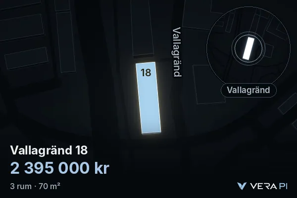 VERA PI:s bild av Vallagränd 18: huset i 3D, upplyst i blått, och kartan runt omkring