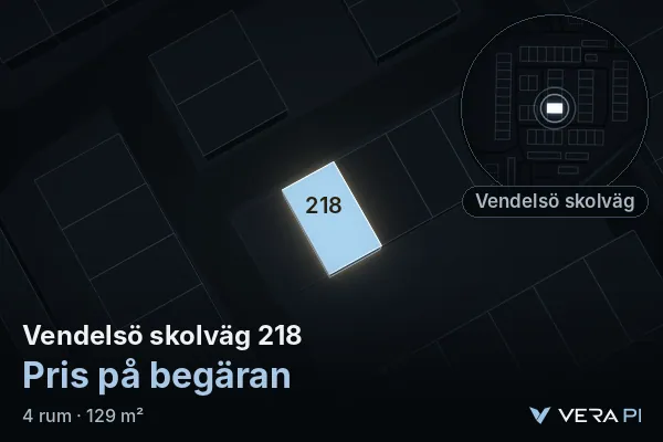 VERA PI:s bild av Vendelsö skolväg 218: huset i 3D, upplyst i blått, och kartan runt omkring