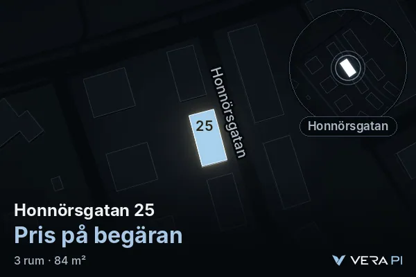 VERA PI:s bild av Honnörsgatan 25: huset i 3D, upplyst i blått, och kartan runt omkring