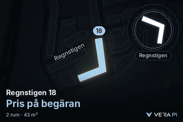 VERA PI:s bild av Regnstigen 18: huset i 3D, upplyst i blått, och kartan runt omkring