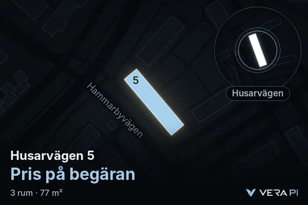 VERA PI:s bild av Husarvägen 5: huset i 3D, upplyst i blått, och kartan runt omkring