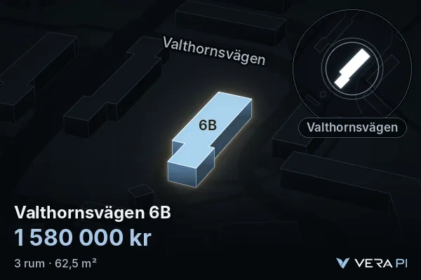 VERA PI:s bild av Valthornsvägen 6B: huset i 3D, upplyst i blått, och kartan runt omkring