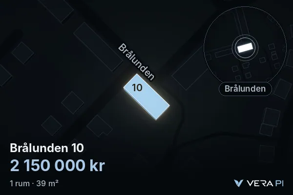 VERA PI:s bild av Brålunden 10: huset i 3D, upplyst i blått, och kartan runt omkring