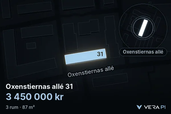 VERA PI:s bild av Oxenstiernas allé 31: huset i 3D, upplyst i blått, och kartan runt omkring