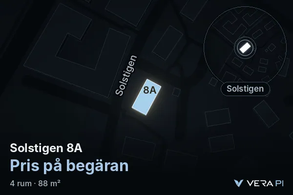 VERA PI's image of Solstigen 8A: the building in 3D, lit in blue, and the map around it