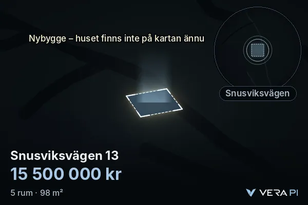 VERA PI:s bild av Snusviksvägen 13: huset i 3D, upplyst i blått, och kartan runt omkring