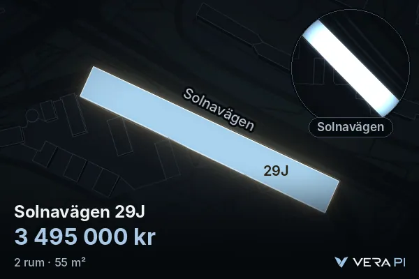 VERA PI's image of Solnavägen 29J: the building in 3D, lit in blue, and the map around it