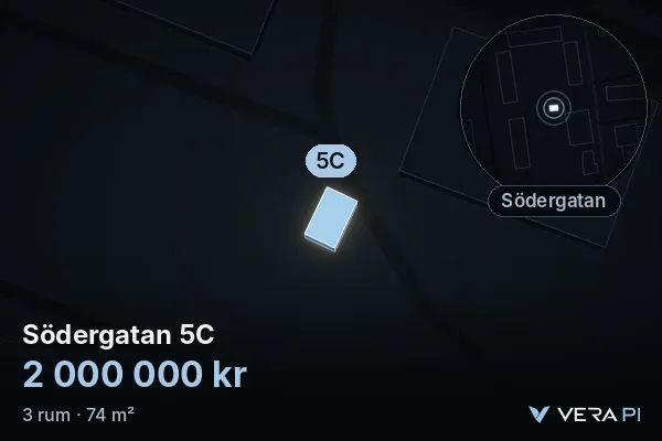 VERA PI:s bild av Södergatan 5C: huset i 3D, upplyst i blått, och kartan runt omkring