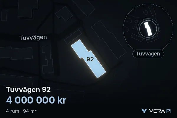 VERA PI:s bild av Tuvvägen 92: huset i 3D, upplyst i blått, och kartan runt omkring